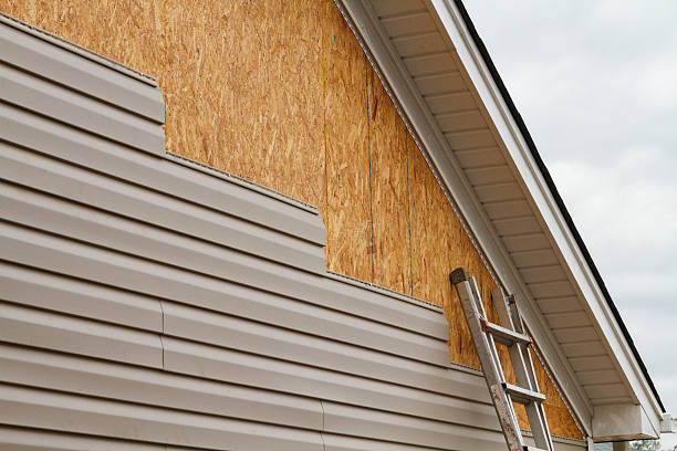 24/7 Emergency Storm Damage Siding Repair experts in Sharon Center, OH